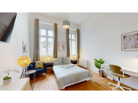 Apartment in Friedrichshain, Berlin - Pisos