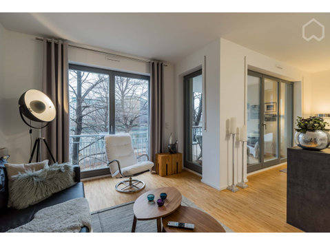 Apartment in Goslarer Ufer - 	
Lägenheter