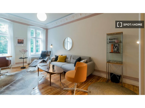 Berlin'de kiralık 1 yatak odalı daire - Apartman Daireleri
