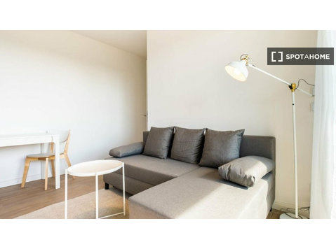 Berlin, Berlin'de kiralık 1 yatak odalı daire - Apartman Daireleri