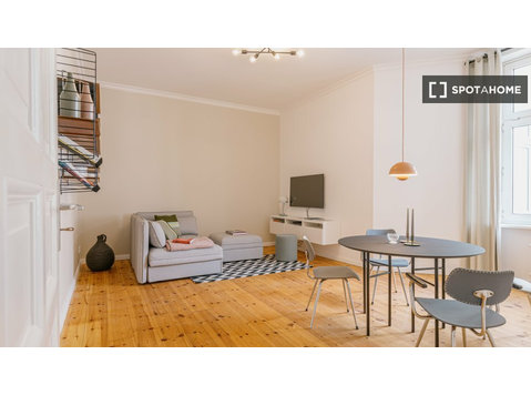 Apartamento com 1 quarto para alugar em Charlottenburg,… - Apartamentos