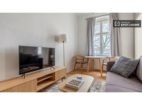 Apartamento com 1 quarto para alugar em Friedrichshain,… - Apartamentos