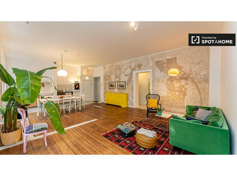 Apartamento com 2 quartos para alugar em Gesundbrunnen,… - Apartamentos