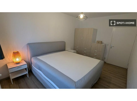 Wohnung mit 2 Schlafzimmern in Gesundbrunnen, Berlin zu… - Wohnungen