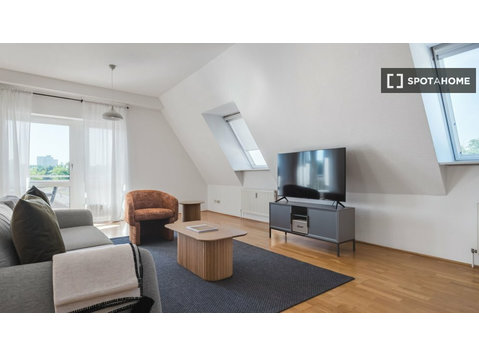 Apartment with 2 bedrooms for rent in Hermsdorf, Berlin - Lakások