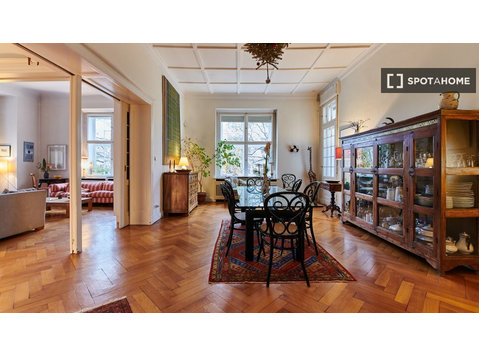 Apartment with 3 bedrooms for rent in Berlin - Apartments