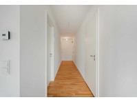 Beautiful 2-room apartment with Balcony near Friedrichshain - Asunnot