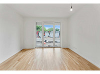 Beautiful 2-room apartment with Terrace near Friedrichshain - Pisos