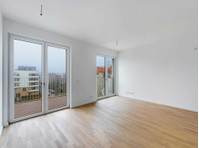 Beautiful 2-room apartment with balcony, with public…