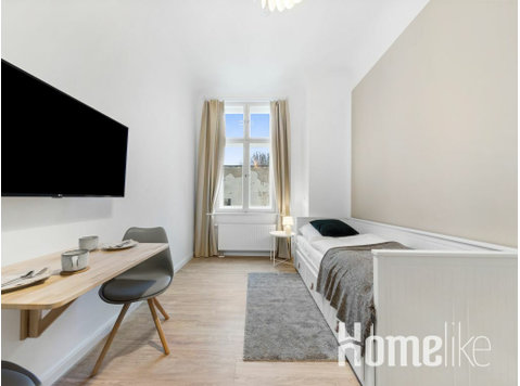 Beautiful and fully furnished studio apartment in Berlin - Korterid