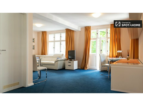 Calm apartment with 1 bedroom to rent in Westend, Berlin - Apartments