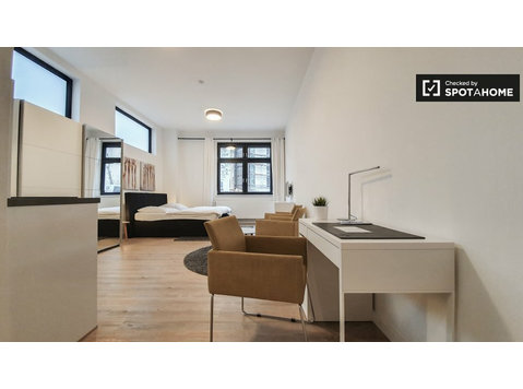 Appartamento classico in affitto a Mitte, Berlino - Appartamenti