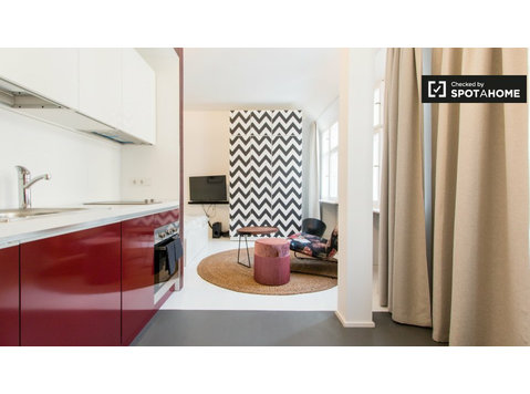 Przytulny apartament typu studio do wynajęcia w Kreuzberg,… - Mieszkanie