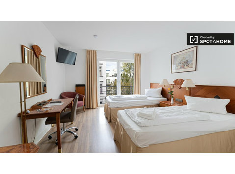 Studio typu Deluxe do wynajęcia w Charlottenburg-Wilmersdorf - Mieszkanie