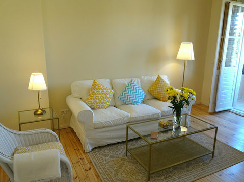 Exquitely furnished 3-room (2-bedroom)-apartment - Leiligheter