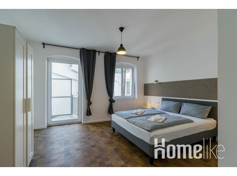 Finest 2 room apartment with Balkony right on Hermannplatz - Apartamentos