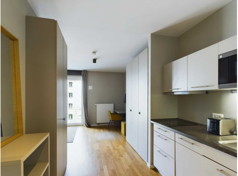 Vollständig möbiliertes Studioappartement in Köpenick - Wohnungen