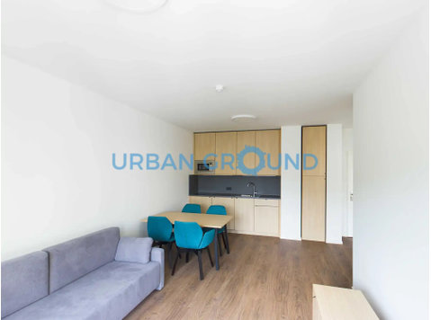 Furnished 2 Room Flat in Mitte - 15 min. Berlin Station - アパート