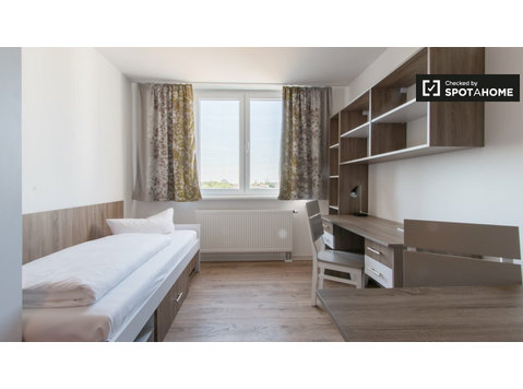 Lindo apartamento de estúdio para alugar em Lichtenberg,… - Apartamentos