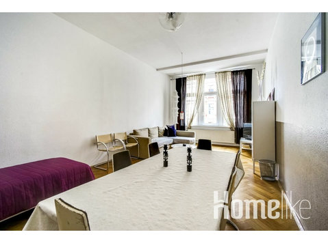 Large family apartment in the center of Berlin - Apartments