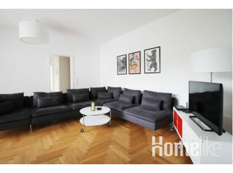 707 | Ruim appartement met 3 slaapkamers in Friedrichshain - Appartementen