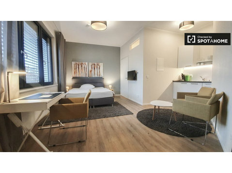 Gesundbrunnen, Mitte kira için kullanılabilir stüdyo daire - Apartman Daireleri