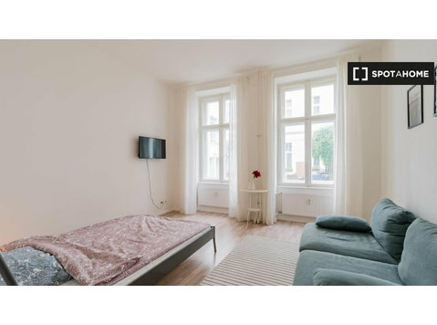 Apartamento estúdio para alugar em Berlim - Apartamentos