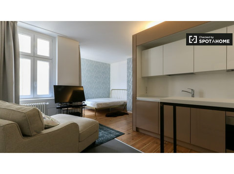 Apartamento de estúdio para alugar em Kreuzberg, Berlim - Apartamentos