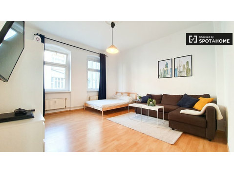 Studio apartment for rent in Moabit, Berlin - Appartementen