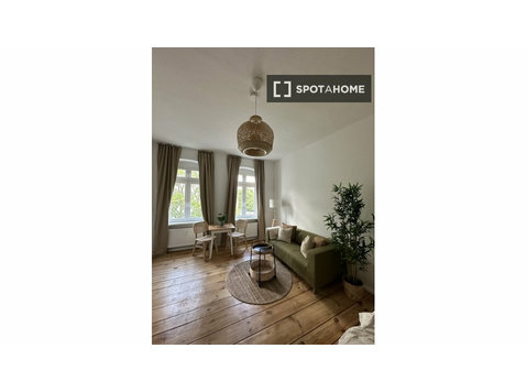 Studio do wynajęcia w Berlinie - Mieszkanie