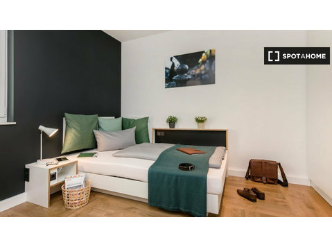 Studio zu vermieten in Berlin - Wohnungen
