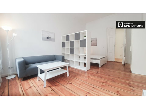 Studio à louer à Berlin, Berlin - Appartements