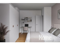 Stylish Lankwitz Retreat with Open Balcony and Modern Decor - Apartman Daireleri