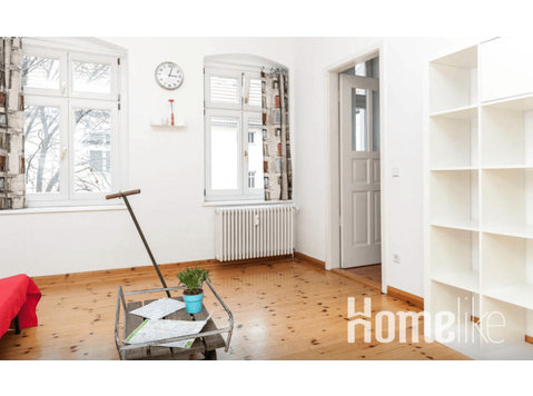 Sunny apartment in the heart of Berlin-Friedrichshain - Apartments