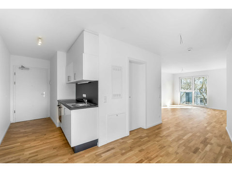 Unfurnished studio with a fitted kitchen in Lichtenberg - Apartamentos