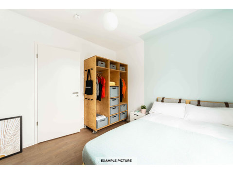 Zimmer in der Klara-Franke-Straße - - Apartman Daireleri