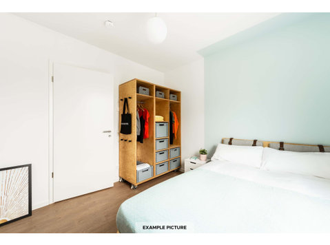 Zimmer in der Klara-Franke-Straße - - Appartamenti