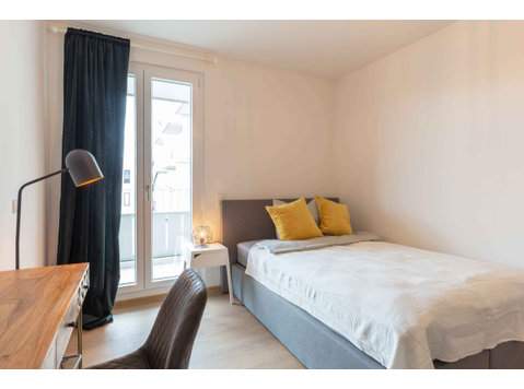 Zimmer in der Klara Franke Straße - Apartamente