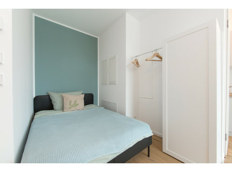 Zimmer in der Nazarethkirchstraße 51 (Aufgang C) - Apartman Daireleri