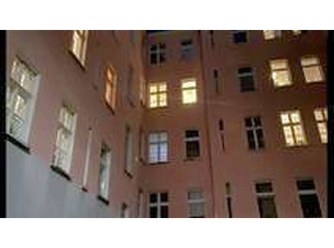 1 ROOM APARTMENT IN BERLIN - FRIEDRICHSHAIN, FURNISHED,… - Serviced apartments