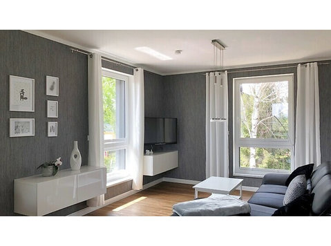 2 ZI-WOHNUNG IN BERLIN - HOHENSCHÖNHAUSEN, MÖBLIERT - Serviced apartments