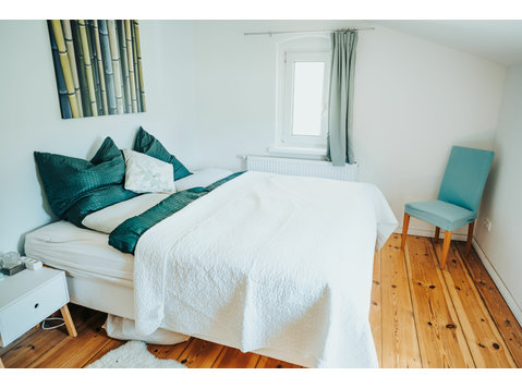 Bright, neat suite located in Oranienburg - For Rent
