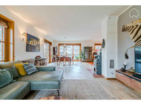 Dream Home in the Green – Perfect for Nature Lovers and… - For Rent