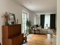 Family Villa in Kleinmachnow - For Rent