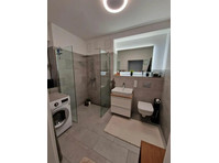 Modern luxuriously furnished apartment in the green belt of… - Te Huur