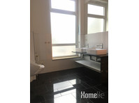 Apartment 3 km from southern city limits - شقق