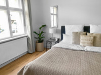 Hilvit: Bright and lovely flat close to Carl Thiem Klinikum - For Rent