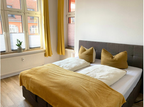 Premium Apartment Cottbus *Tiefgarage,Netflix,Balkon* - For Rent