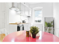 Spacious and wonderful full equiped apartment - Til Leie