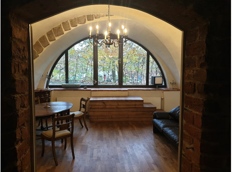 Living in a castle nearby Berlin - For Rent